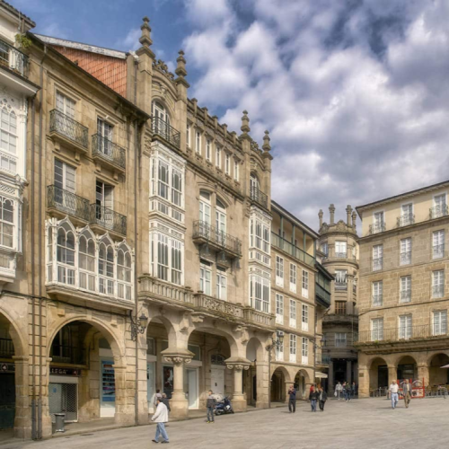 COACH TOUR 22ND-28TH DECEMBER 2025 CHRISTMAS WITH THE HAYES