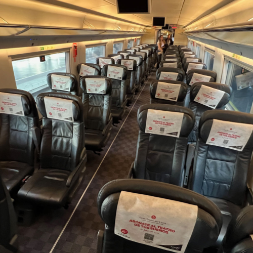 COACH TOUR 22ND-28TH DECEMBER 2025 CHRISTMAS WITH THE HAYES