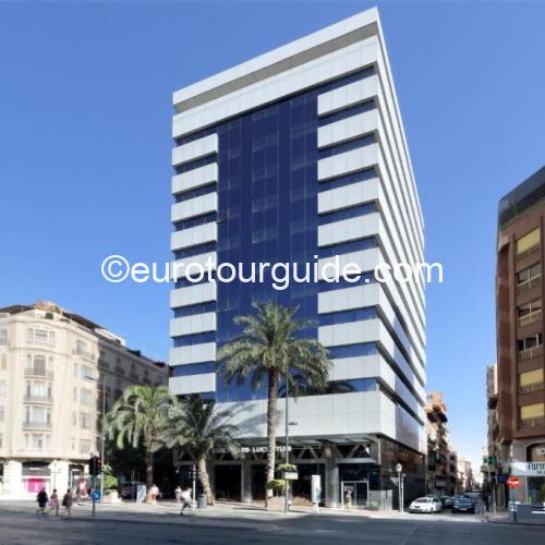 COACH TOUR 5TH-6TH JANUARY 2026 ALICANTE 3 KINGS PARADE - Image 16