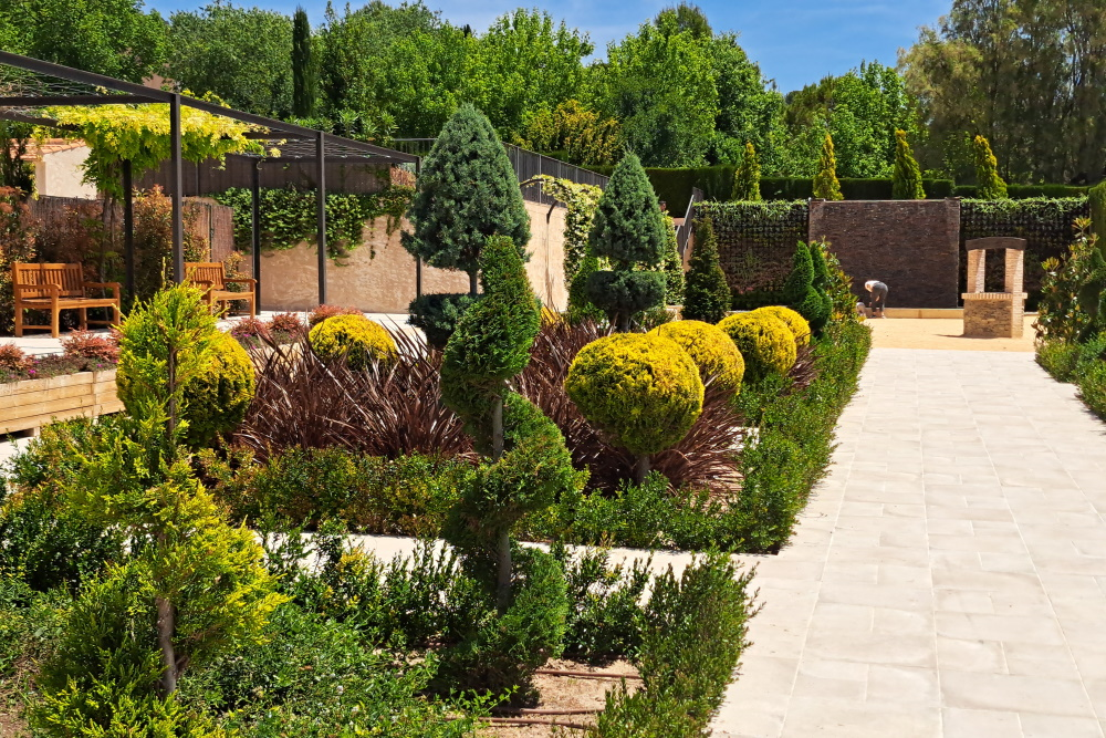 EuroTourGuide Coach Tours Alcoy Jardin Tapena