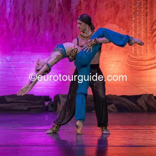 2026-0-12-01 EuroTourGuide Coach Tours Nutcracker