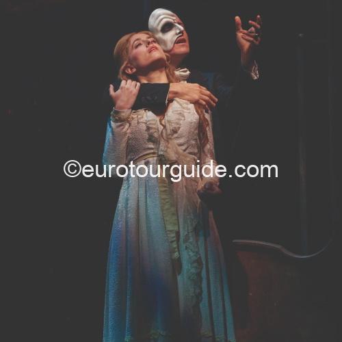 EuroTourGuide Coach Tour Phantom Opera