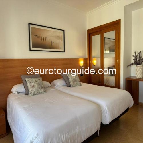 EuroTourGuide Coach Tours Off Road Hotel Pozo