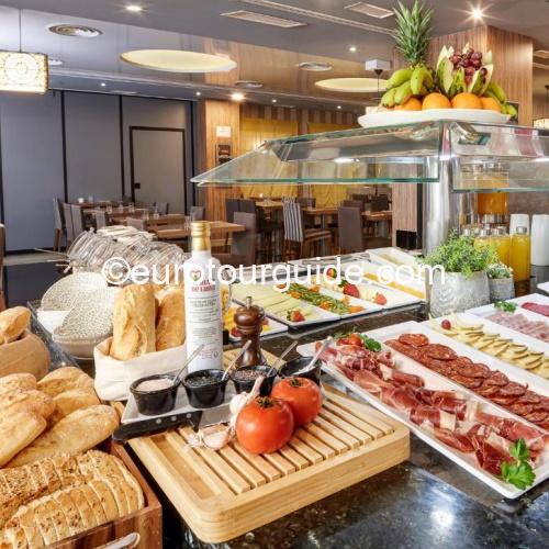 EuroTourGuide Coach Tours Granada Hotel Luna