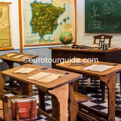 EuroTourGuide Coach Tours Time Travel