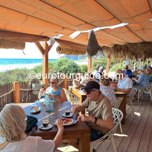 EuroTourGuide Coach Tours Geode Chininguita