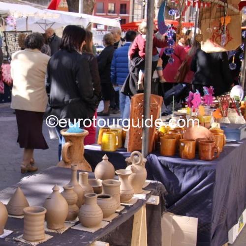 EuroTourGuide Coach Tours Wine Club Caravaca Artisian Market